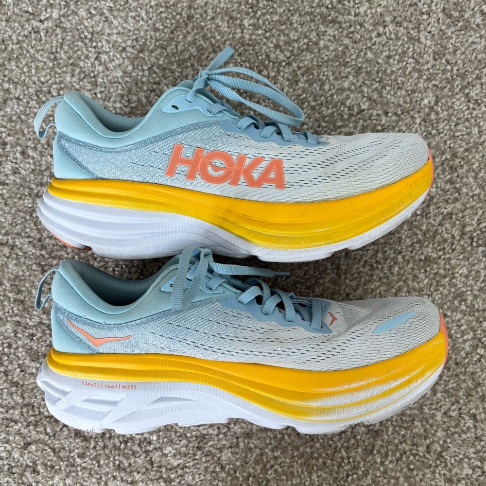 HOKA Women's Bondi 8 Shoes